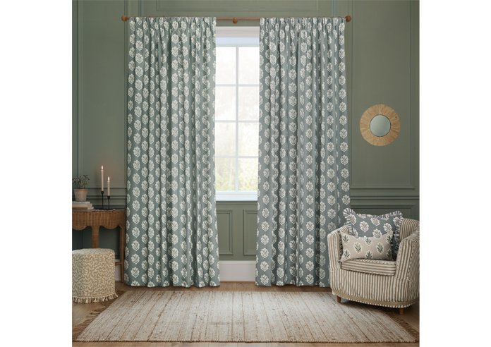 Sessile Leaf Pencil Pleat, Delph Blue - Ready Made Curtains - Image 7